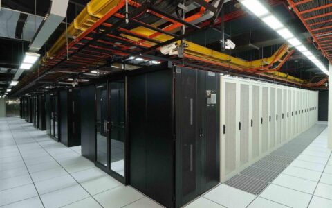 传奇游戏服务器租用多少钱？深度解析价格构成与影响因素​